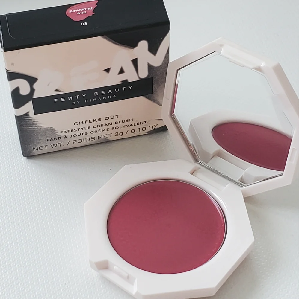 NIB Fenty Beauty by Rihanna Cheeks Out Freestyle Cream Blush 08 Summertime Wine